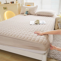 Chemical Fiber Quilted Waterproof Mattress Cover